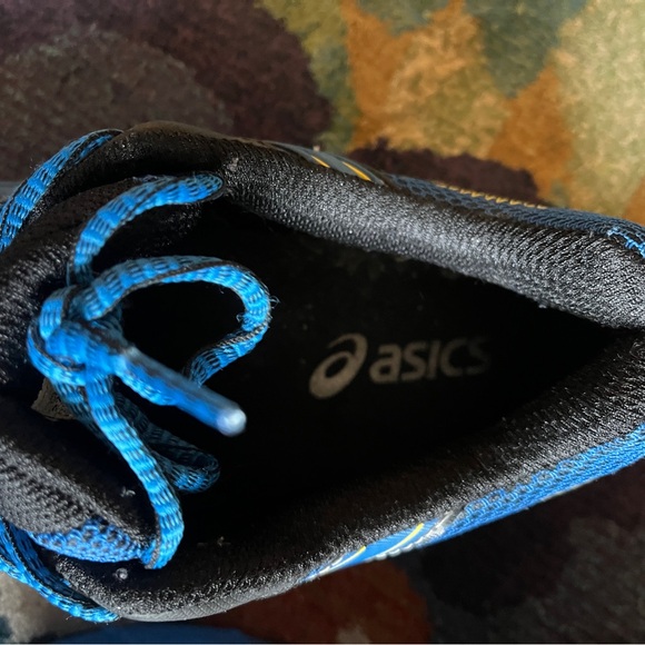 Asics Blue and Yellow Athletic Shoes Lightweight Breathable Design - Picture 7 of 16